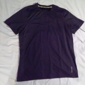 Reebok men's moister wicking athletic shirt size M
